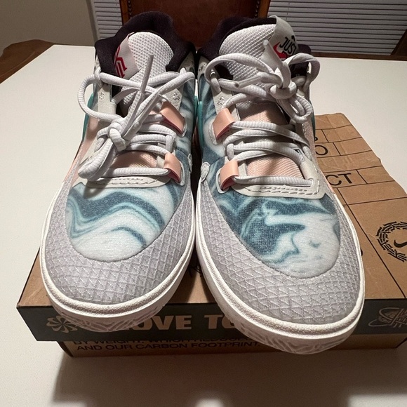 NIB Nike Kyrie 8 GO GS Chinese New Year Photon Dust DQ8076-002 Youth 4.5 Kids - Picture 12 of 14